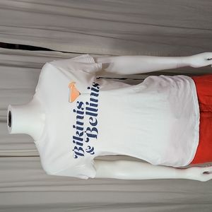 $5☃️Wildfox "Bikinis & Bellinis" Graphic Tee
